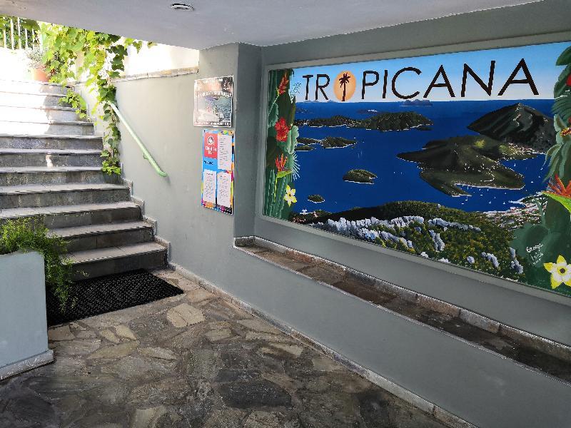 Tropicana Inn Nydri  Exterior photo